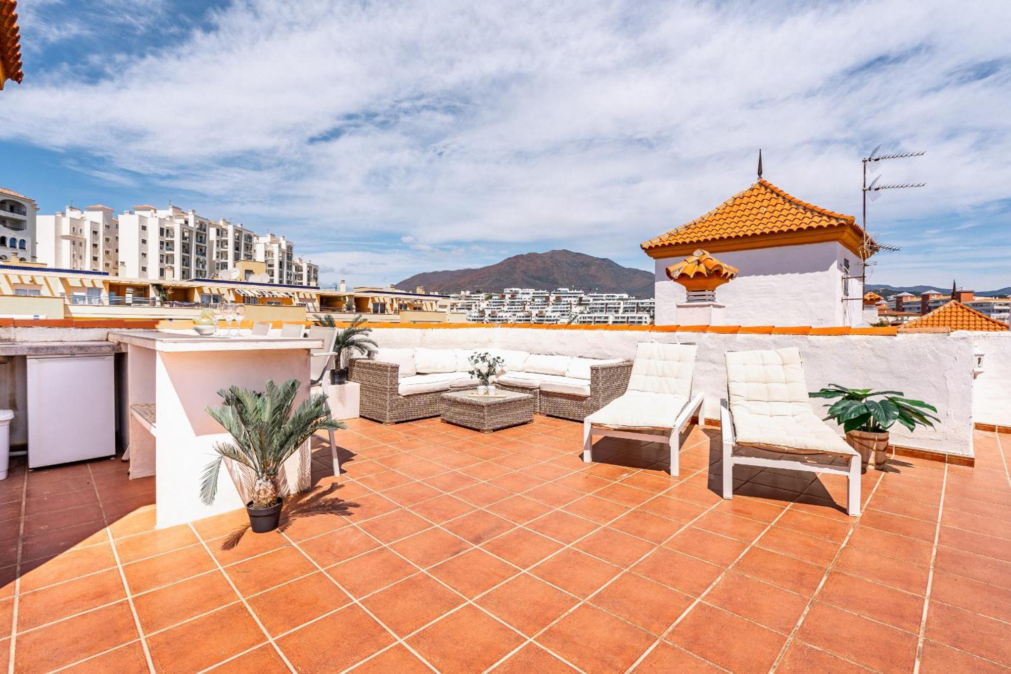 34 Rooftop Sea Views Estepona