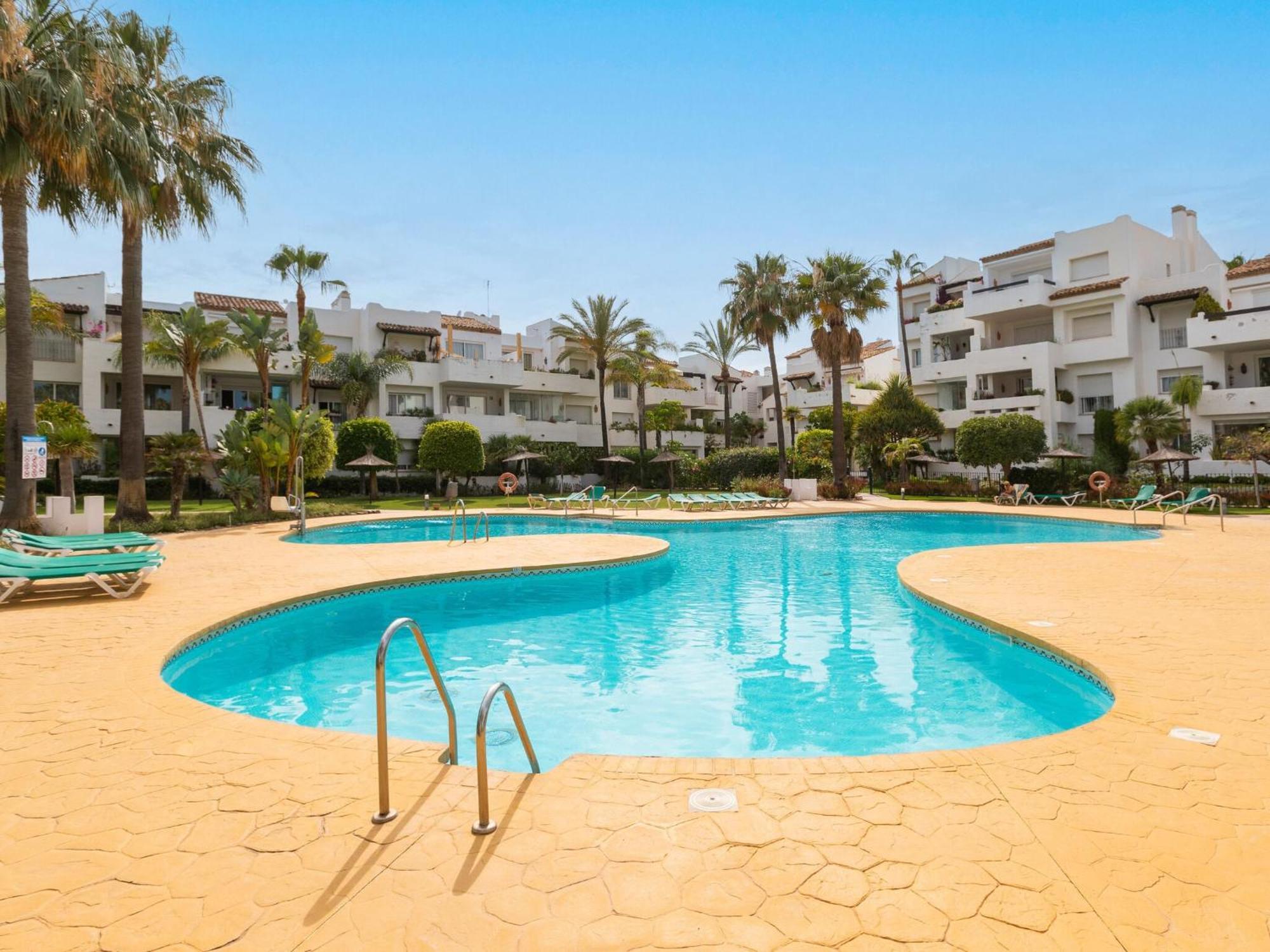 Saladillo - In Free Wifi Estepona