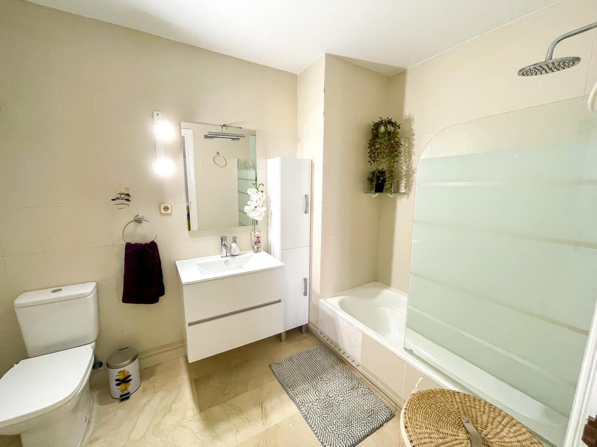 Modern With Terrace - 2 Min From The Apartment Estepona