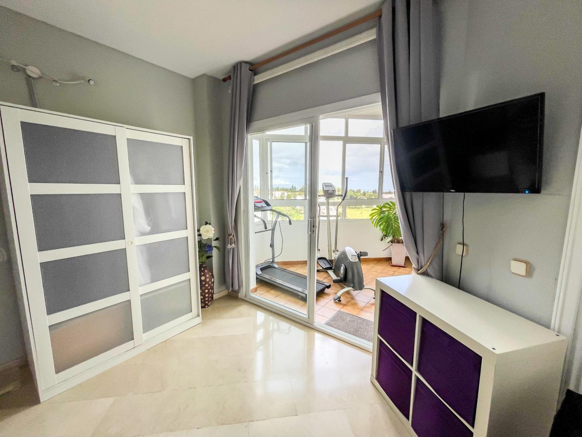 Modern With Terrace - 2 Min From The *