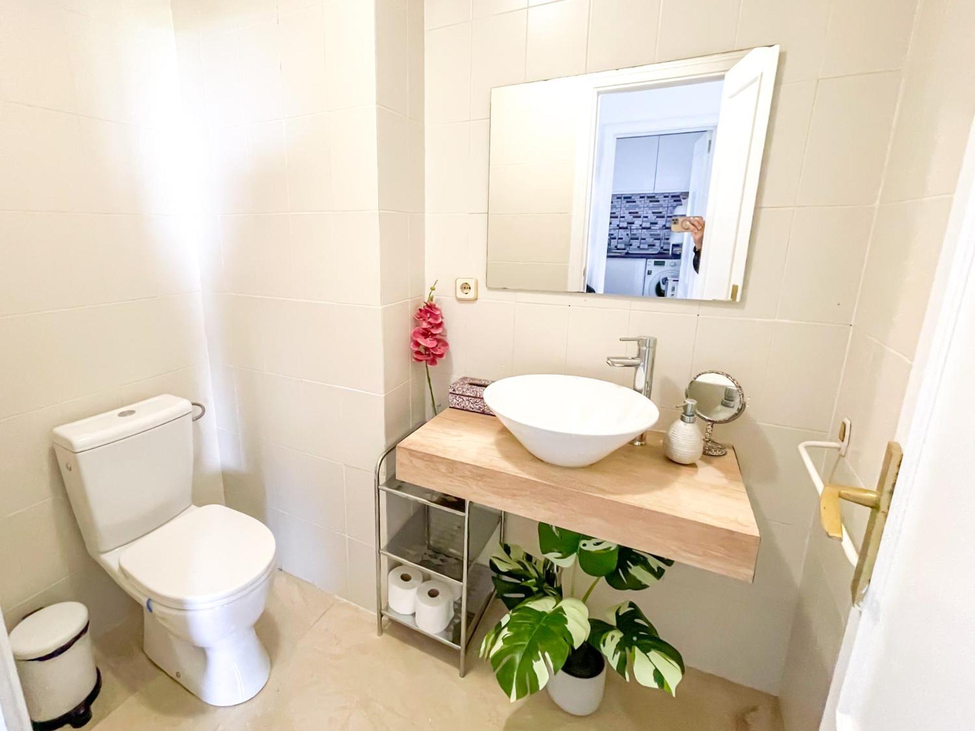 Apartment Modern With Terrace - 2 Min From The