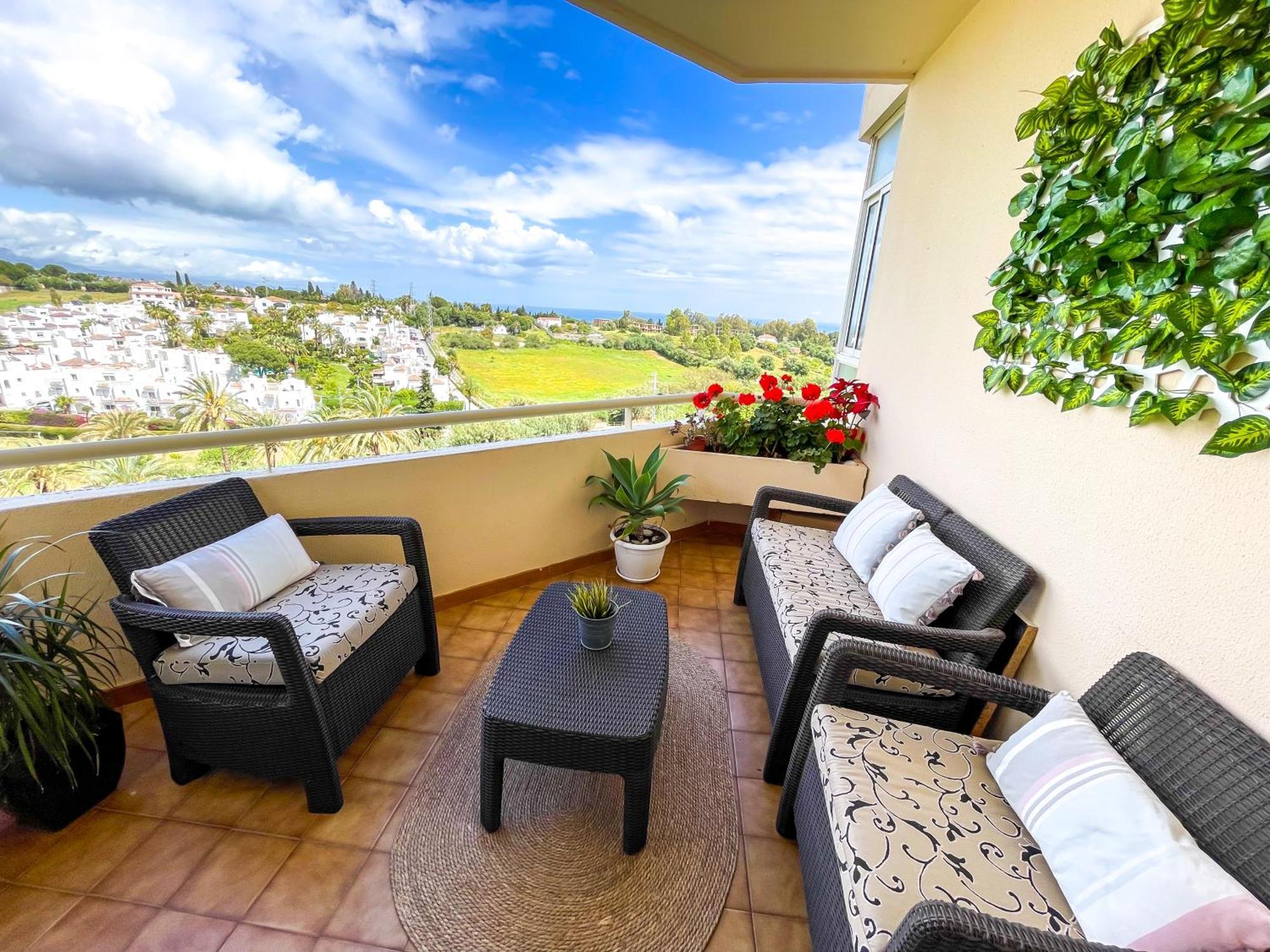 Modern With Terrace - 2 Min From The Apartment Estepona