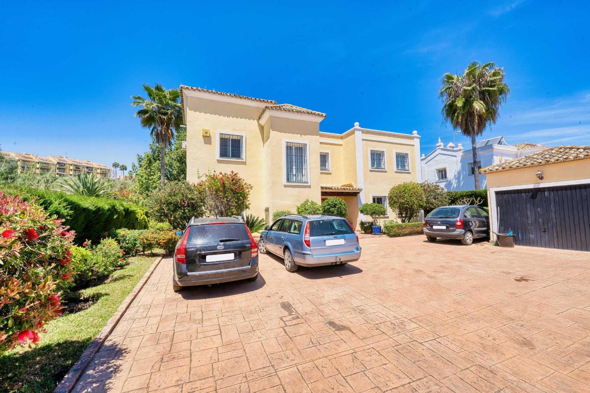 1106 Marbella Large Family * Estepona