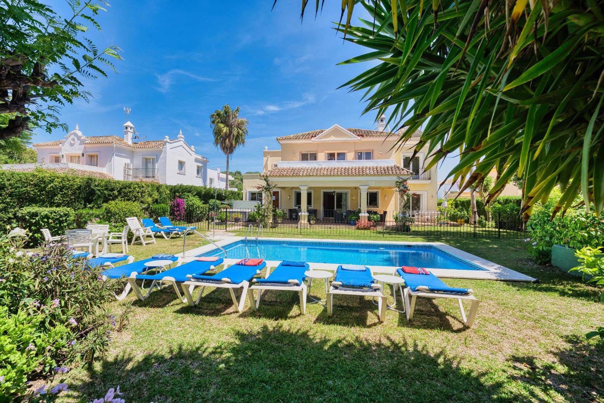 1106 Marbella Large Family * Estepona