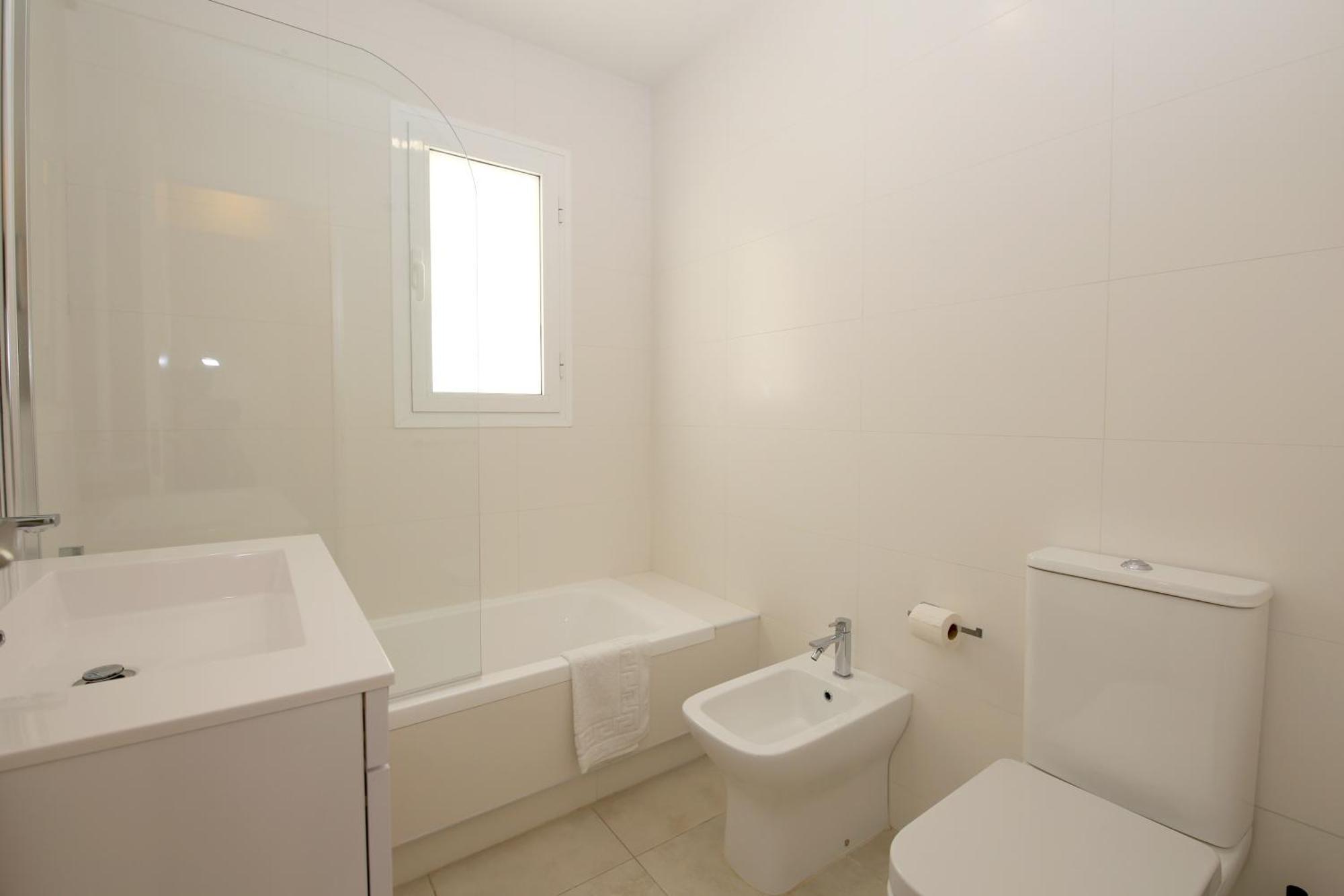 Beatrix Estepona