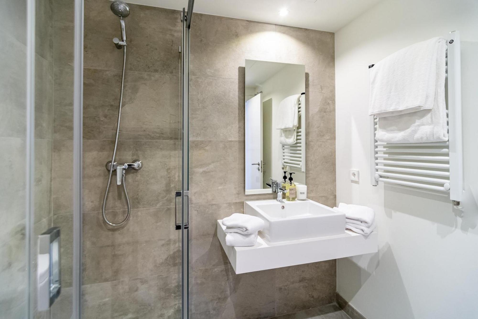 Inf36k - Luxury Perfect Location Apartamento Estepona