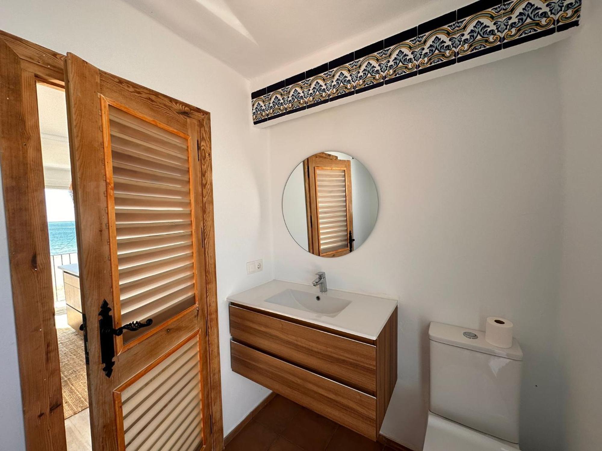 - Primera Linea De Playa Y Solarium Jo3 Apartment Estepona