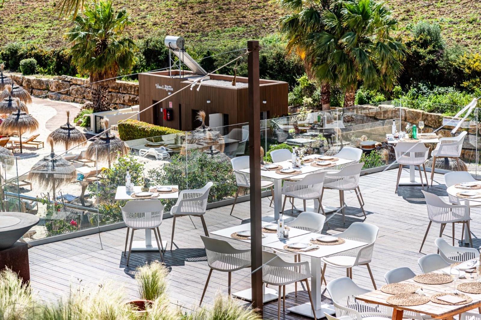 Paradise Lagoon Alcazaba By Hostlovers