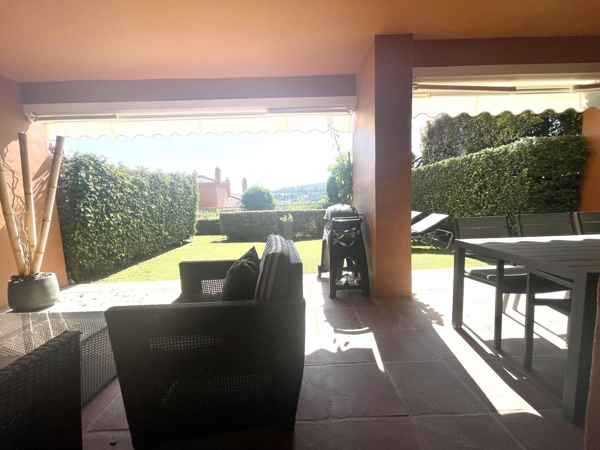 Luxury 2-bed In Benatalaya