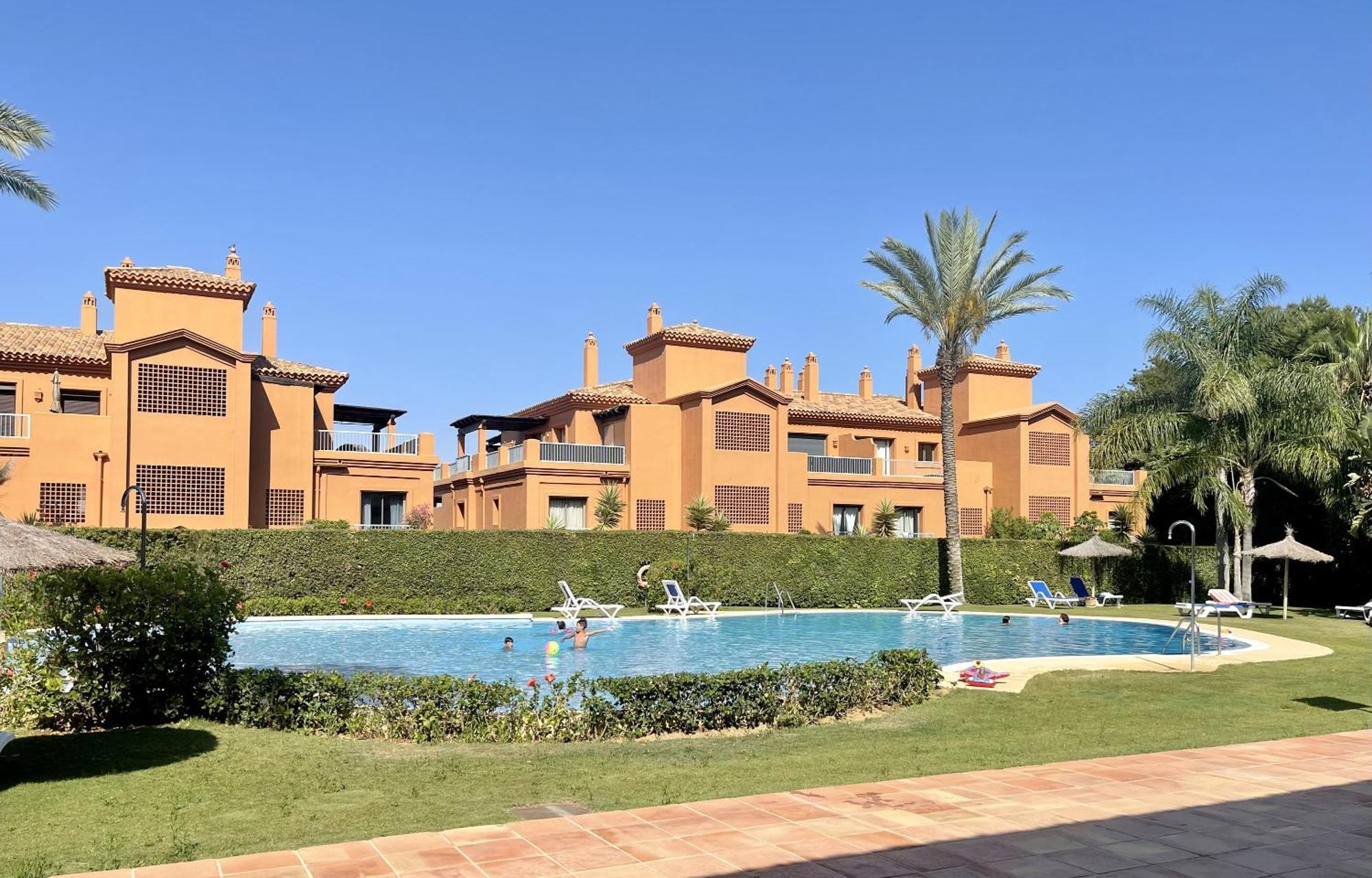 Apartment Luxury 2-bed In Benatalaya