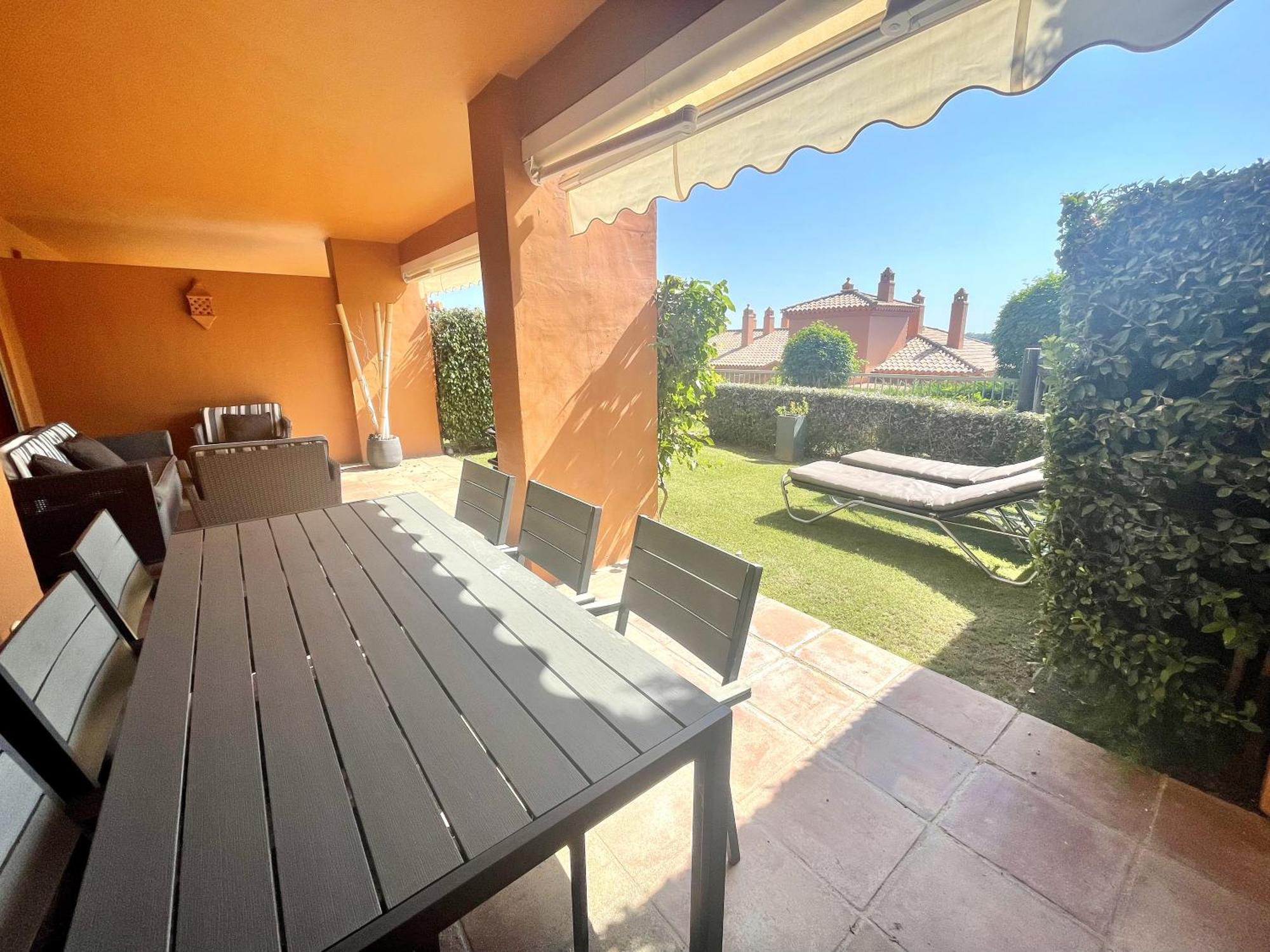 Apartment Luxury 2-bed In Benatalaya *