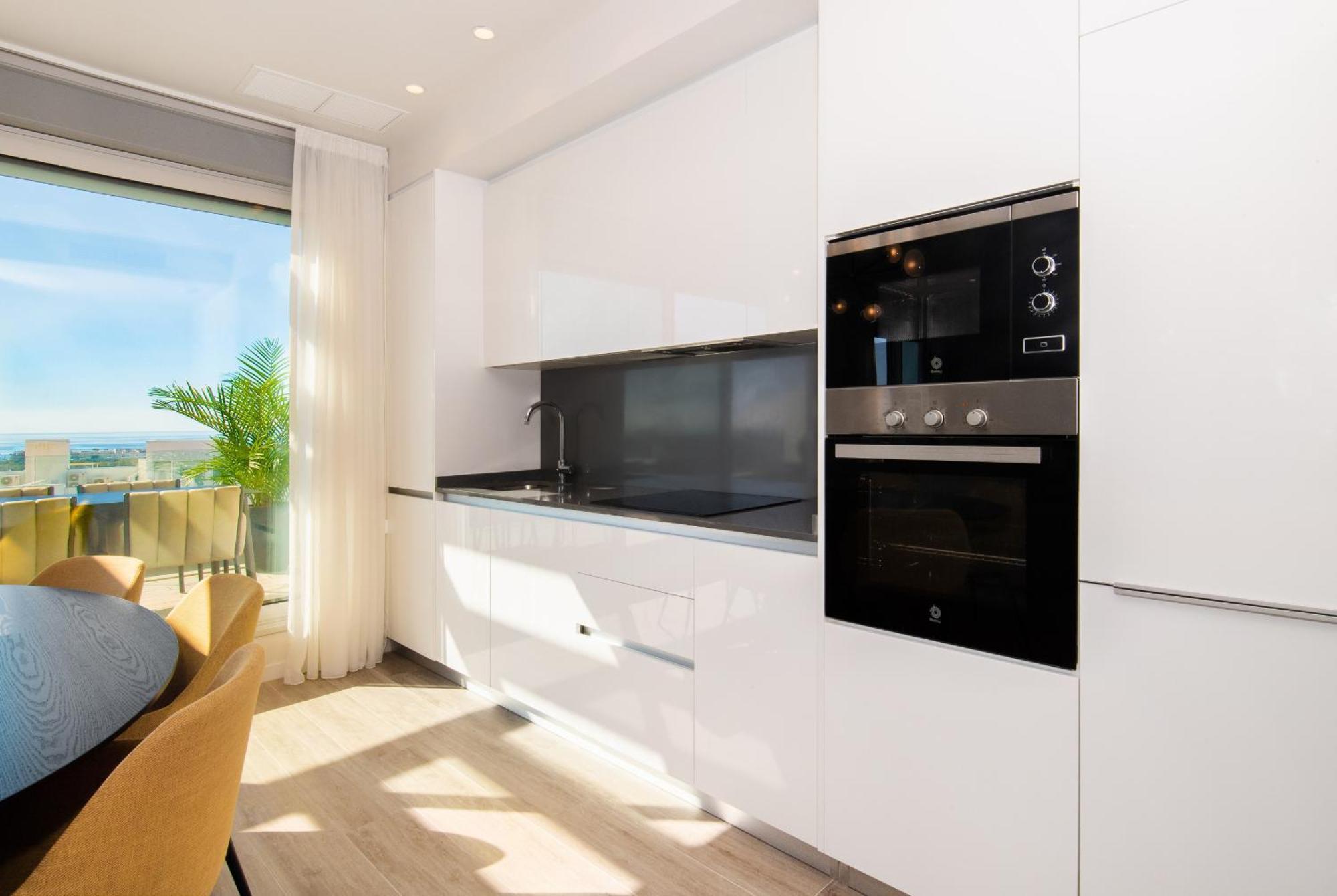 Apartment Lm352b- Spacious Family Penthouse With Sea View *