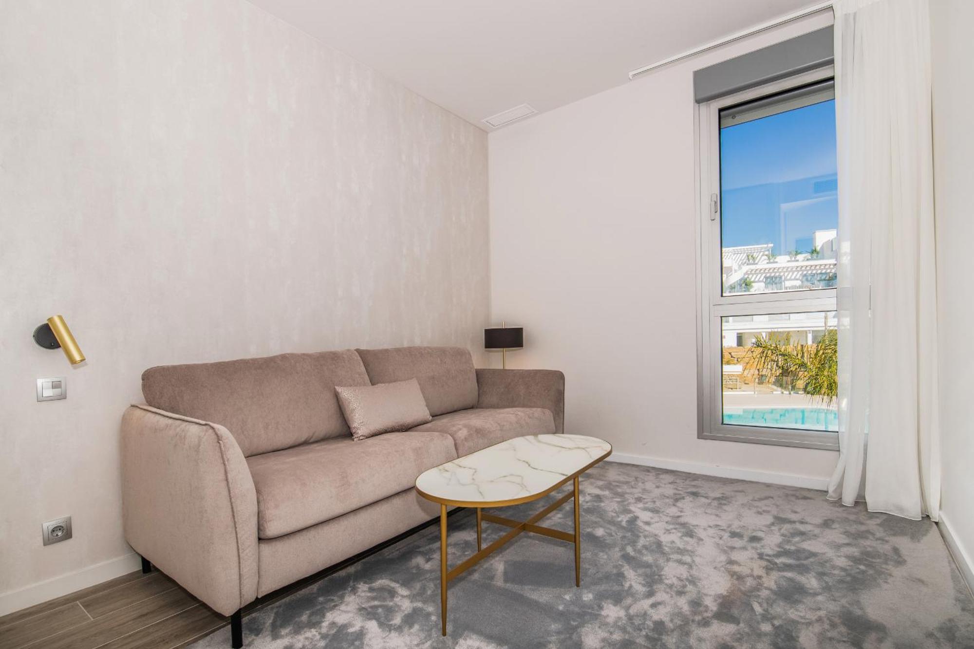 Lm352b- Spacious Family Penthouse With Sea View Apartment