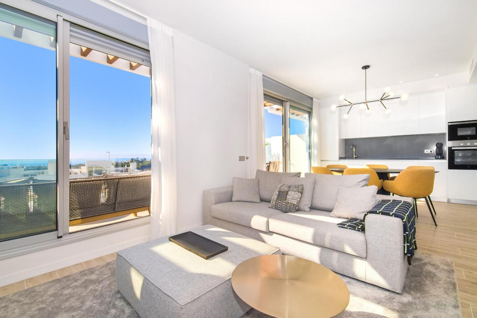Lm352b- Spacious Family Penthouse With Sea View Apartment *