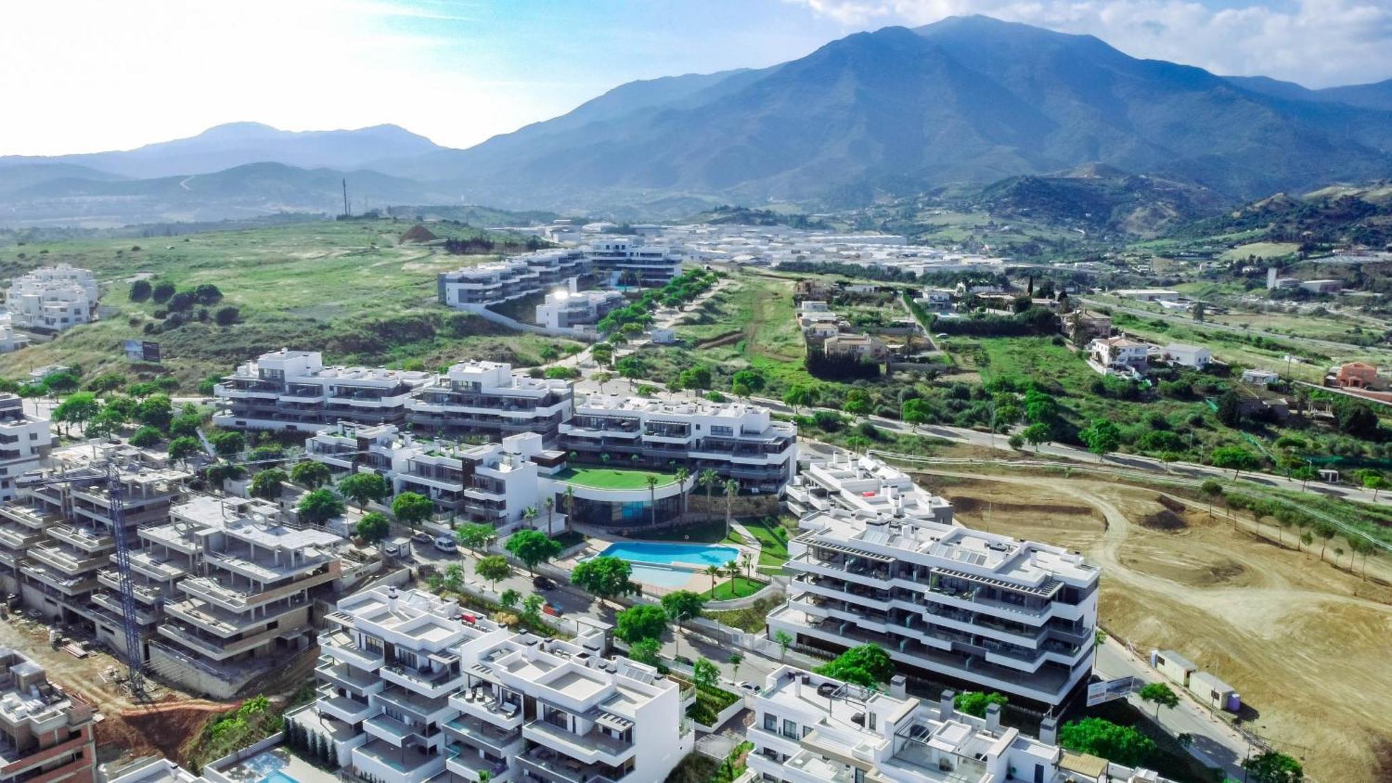 Lme133a- Stunning Flat Close To In Estepona