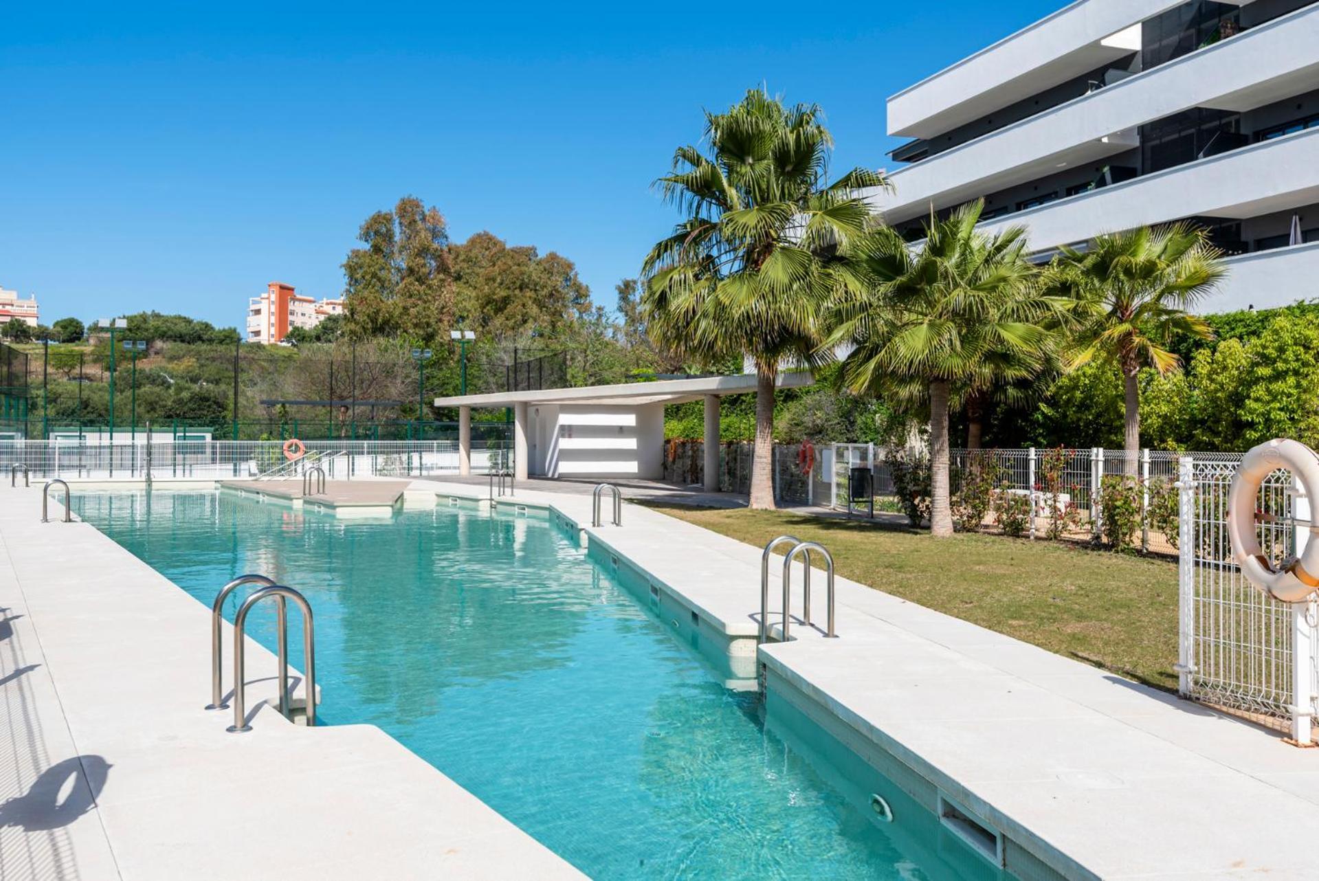 Stunning Flat With Pool And Padel In Wellingtonia By Costarentals - M4 Apartamento *