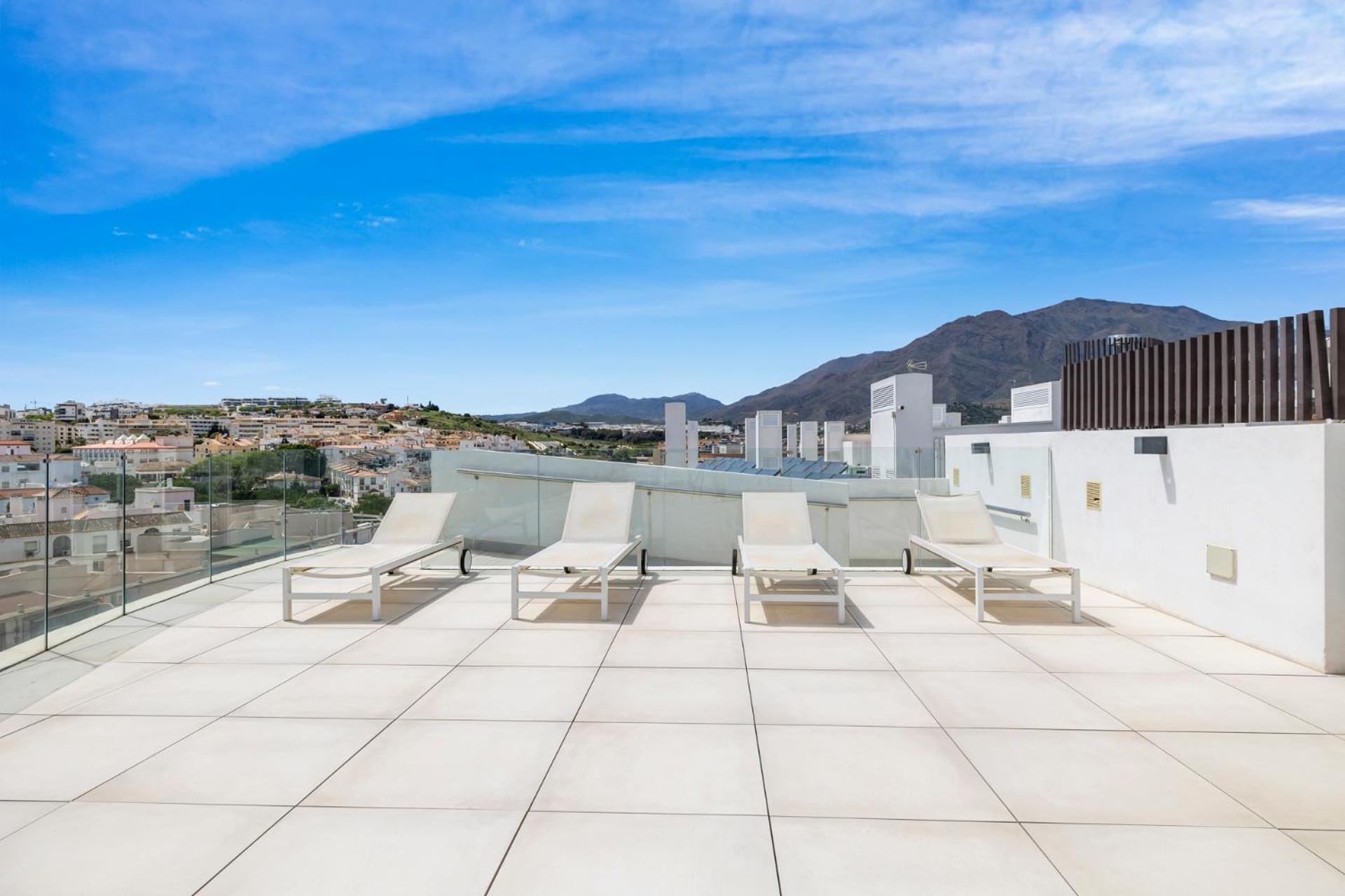 Apartment Infinity Pool Stunning In By Costarentals - Ref M44 Estepona