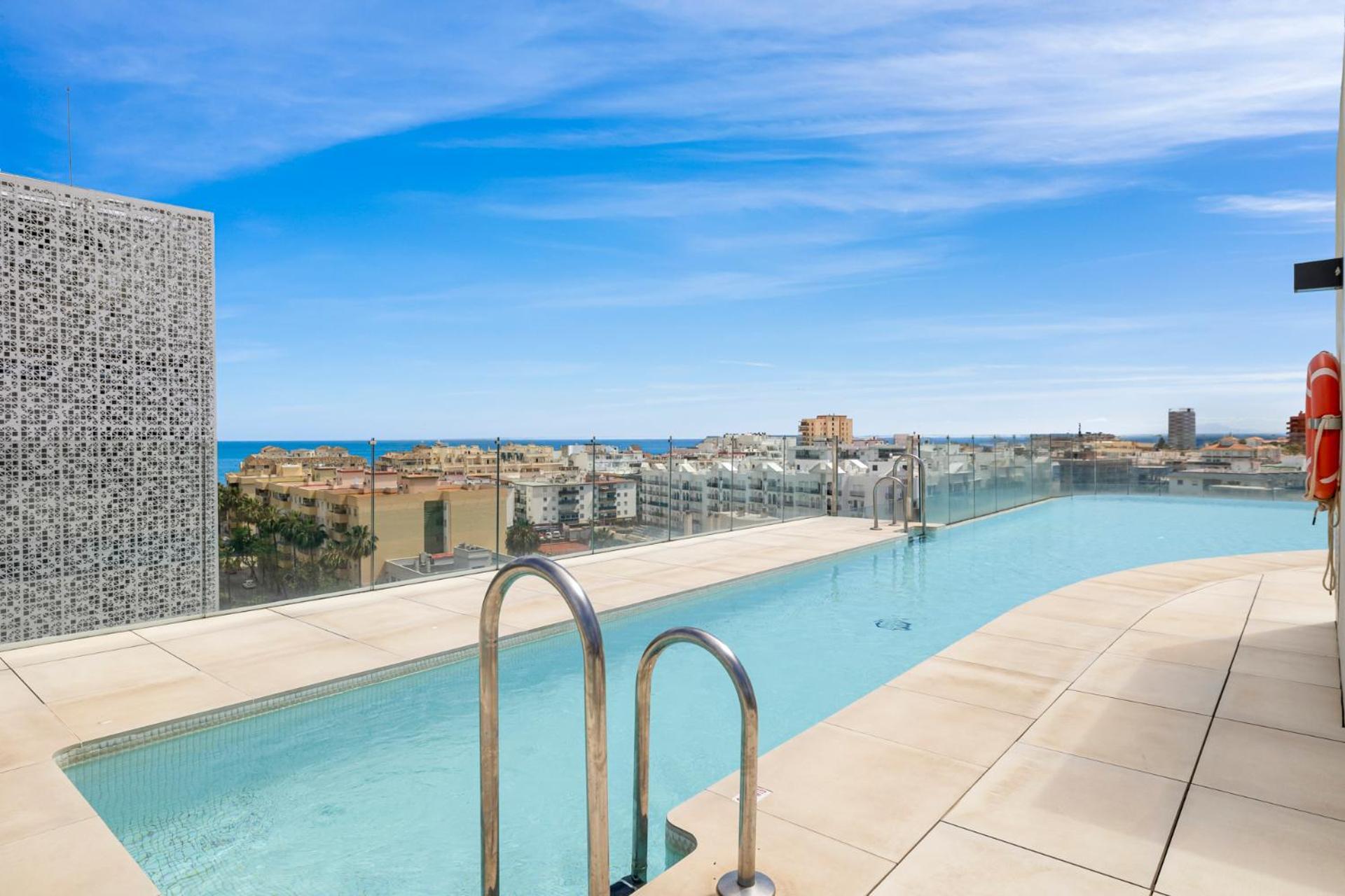 Apartment Infinity Pool Stunning In By Costarentals - Ref M44 *