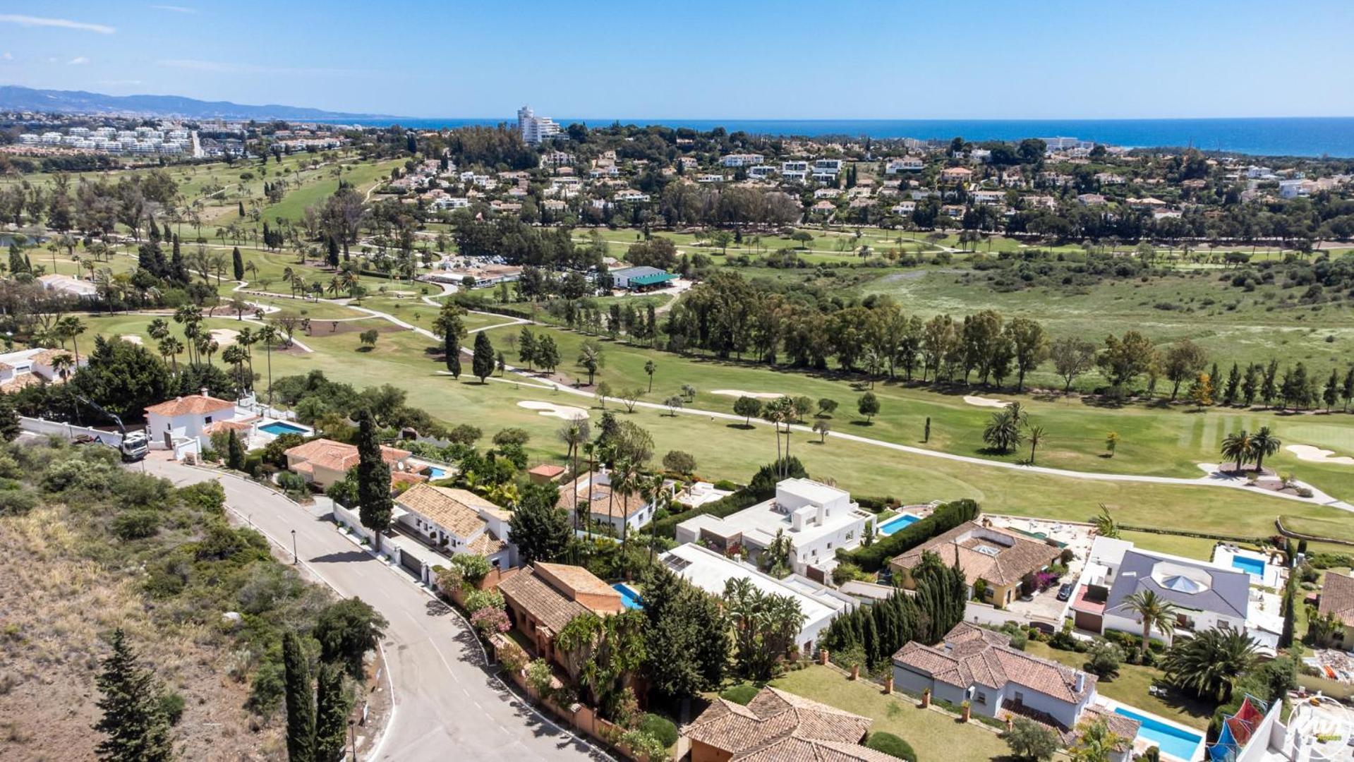 Villa Vivi Homes -villa Carat Pool, Cinema, Golf & Terrace