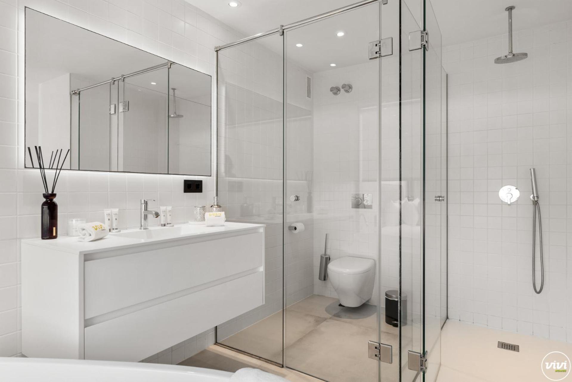 Villa Vivi Homes -villa Carat Pool, Cinema, Golf & Terrace Estepona