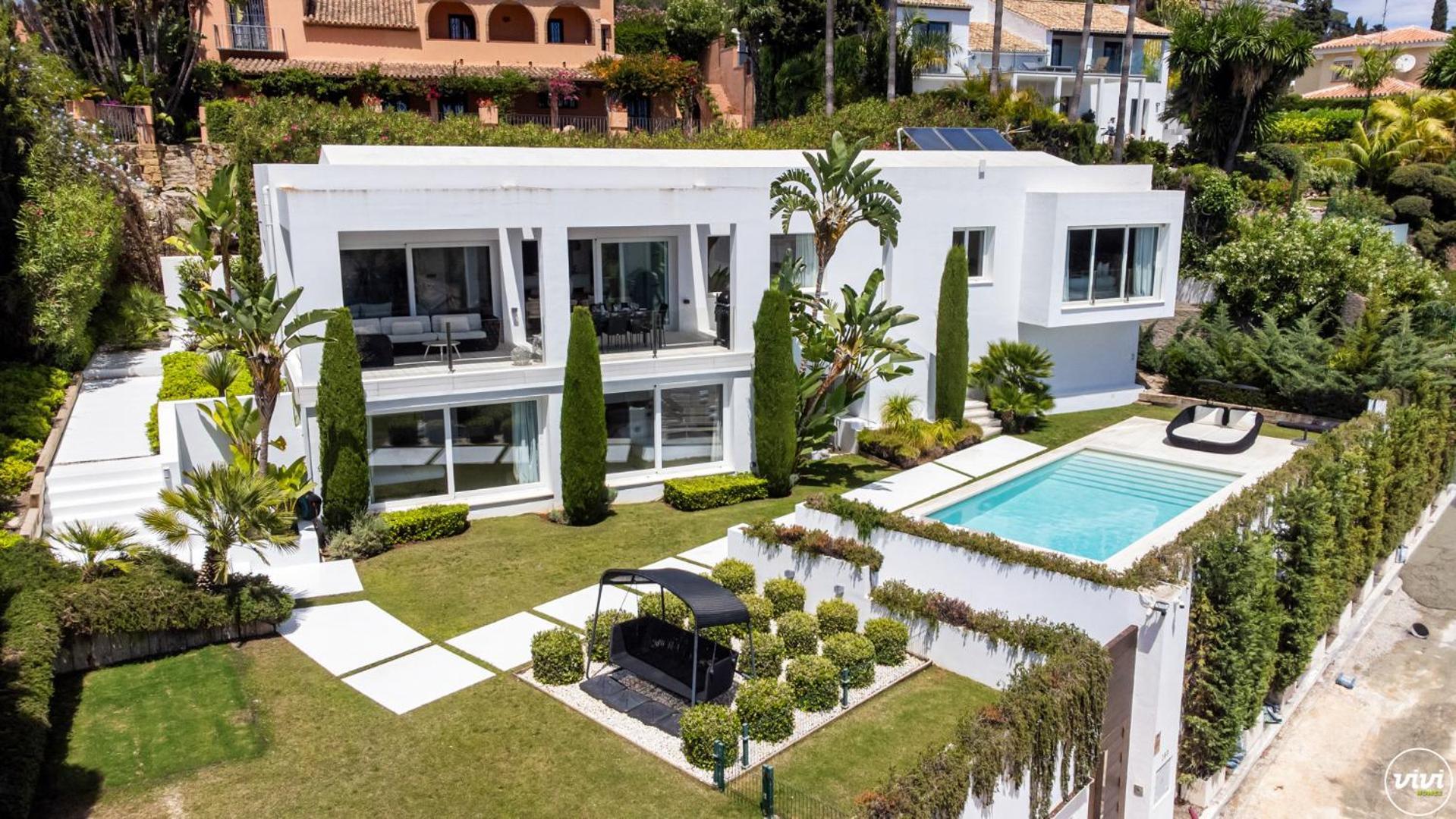 Vivi Homes -villa Carat Pool, Cinema, Golf & Terrace