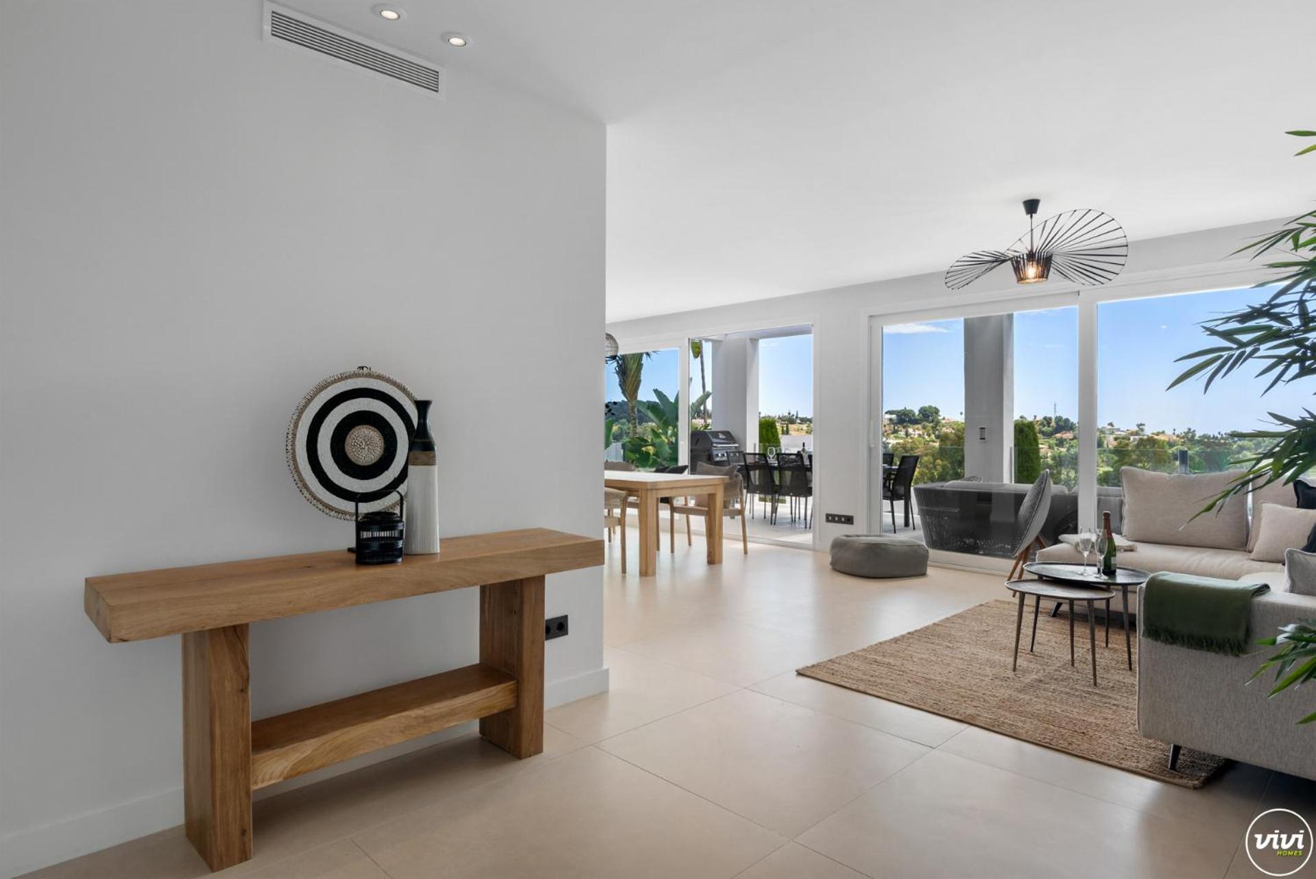 Vivi Homes -villa Carat Pool, Cinema, Golf & Terrace * Estepona