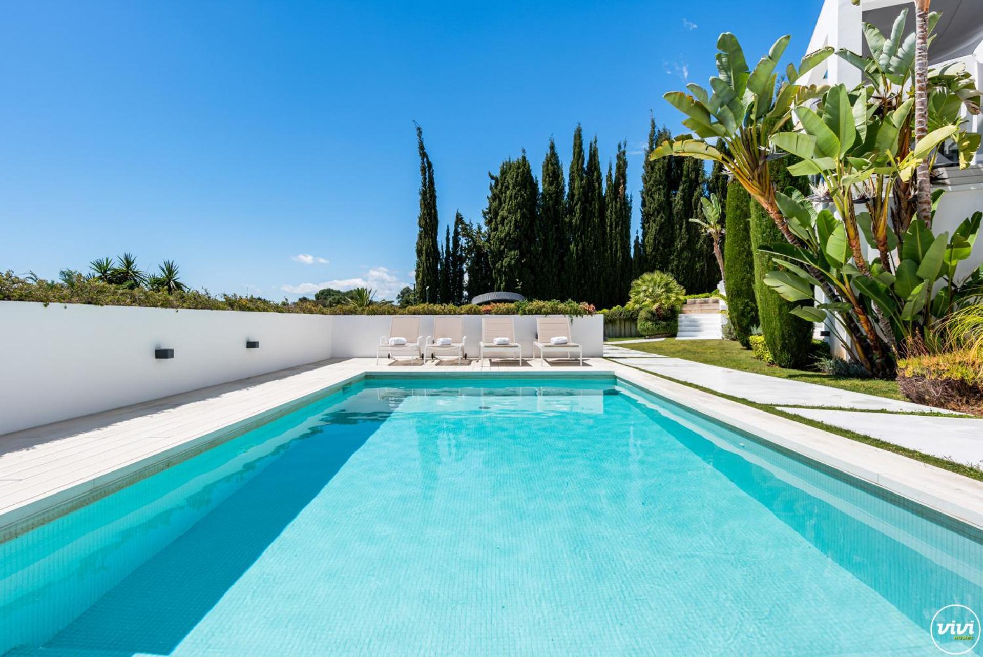 Vivi Homes -villa Carat Pool, Cinema, Golf & Terrace