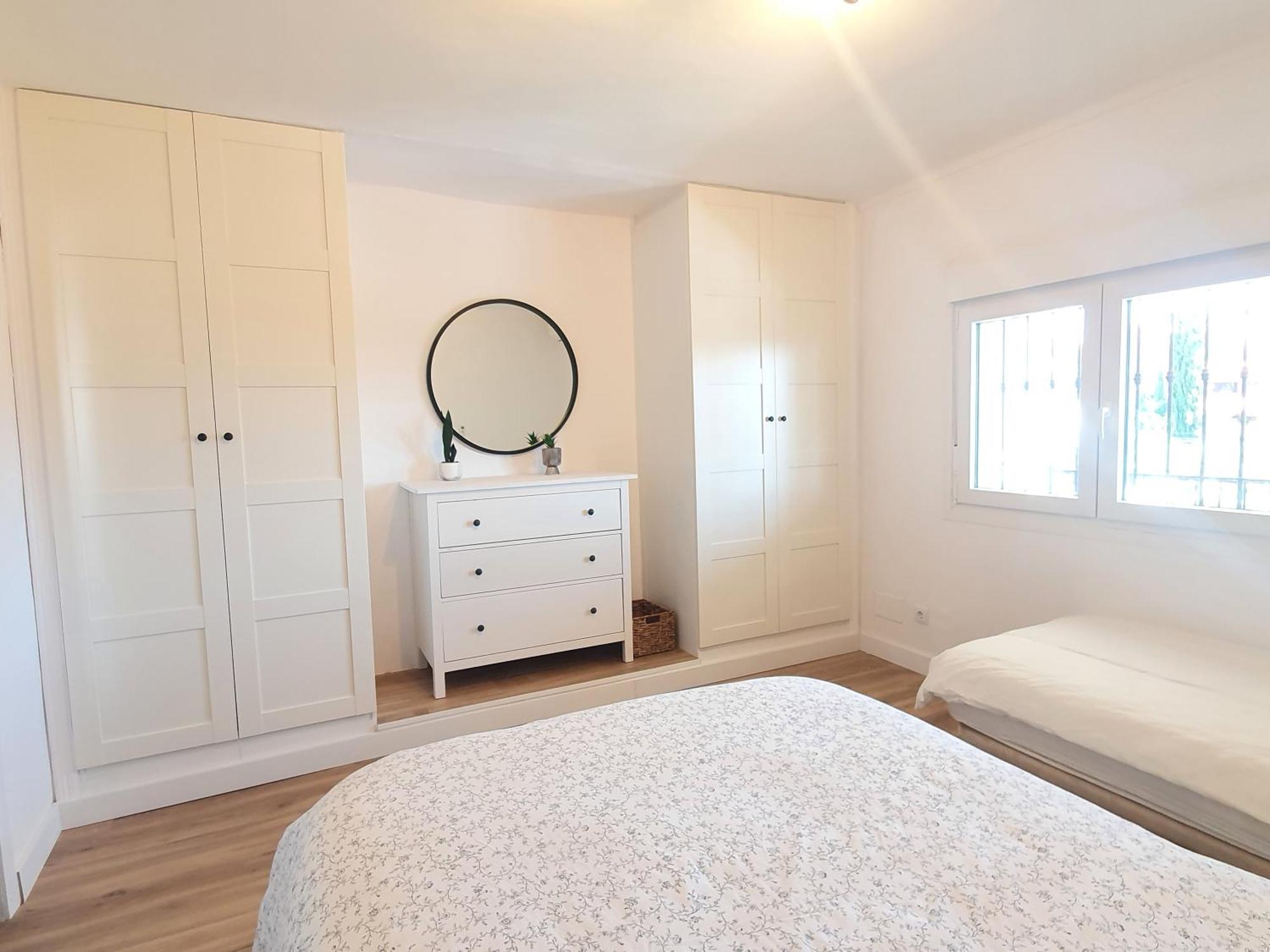 Beautiful 5 Bedroom Villa, Sea Views, Private Pool, Newly Refurbished Estepona