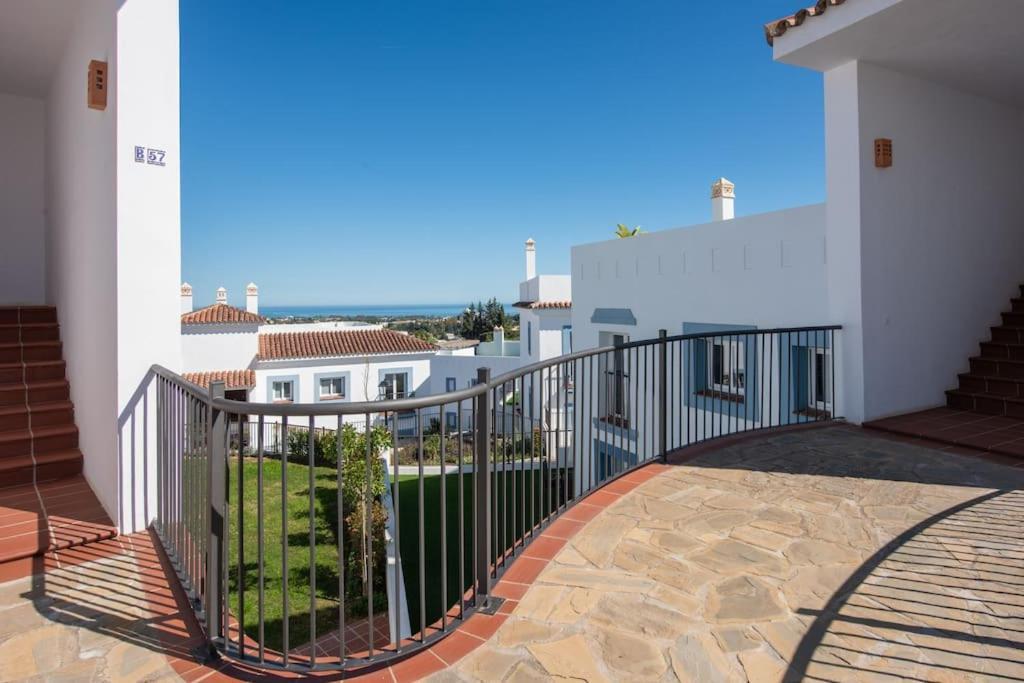 Apartment Gated Elegant Penthouse In Paraiso Pueblo *