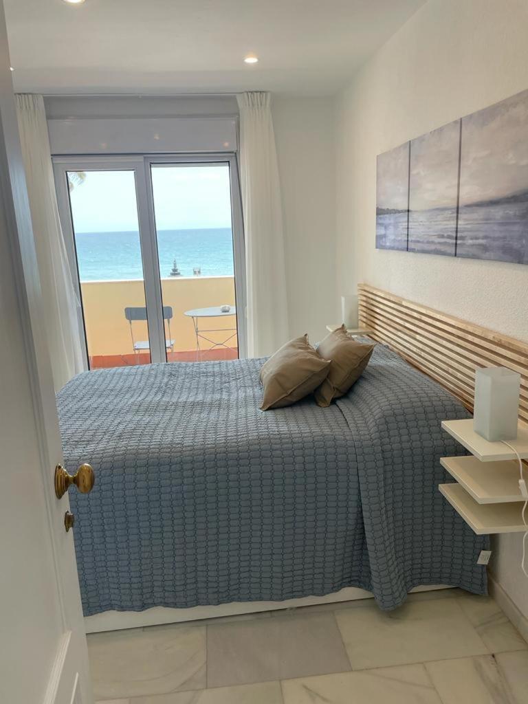 Primera Linea De Playa Apartment Estepona