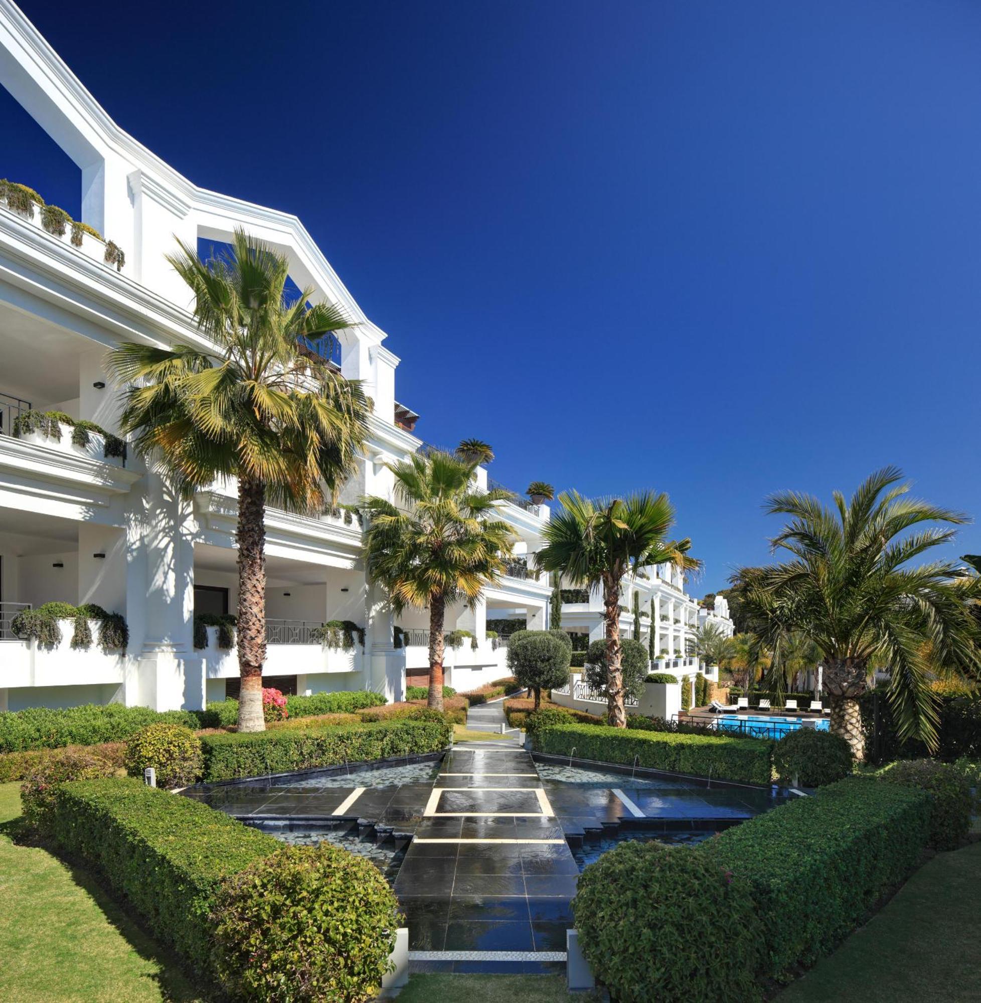 Doncella Luxury With Ocean View Apartment Estepona