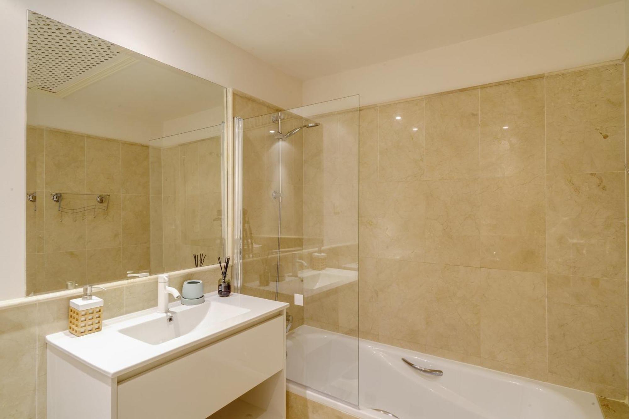 Apartamento Heavean Garden Flat Estepona