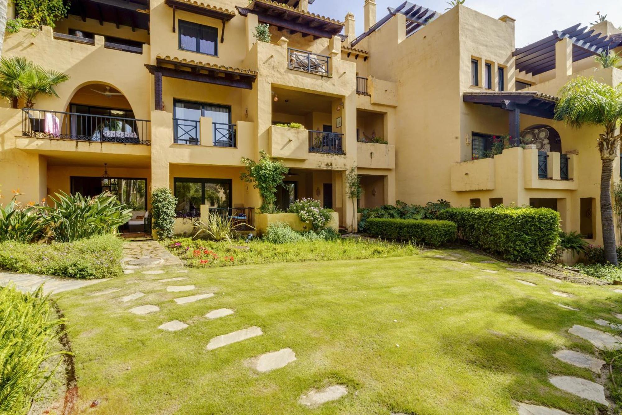 Heavean Garden Flat Apartamento *