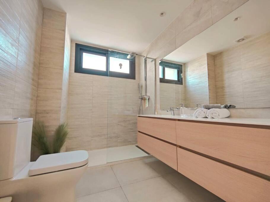 Luxury Golf & Private Garden