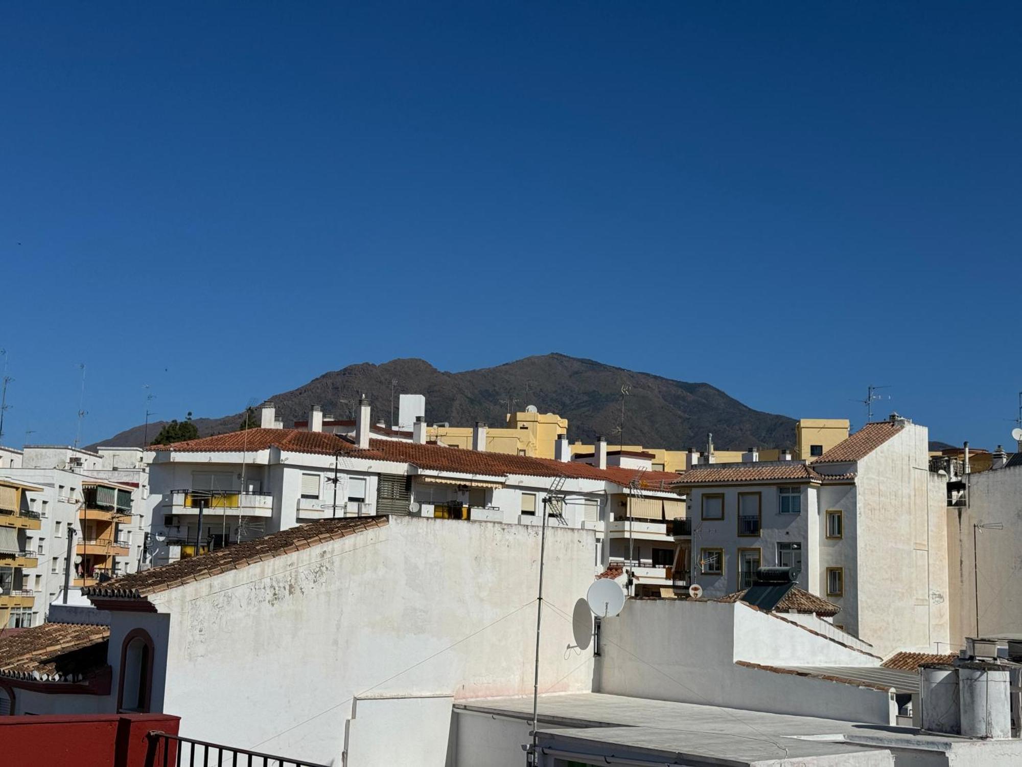 Encantadora Casa En El Corazon De Estepona *