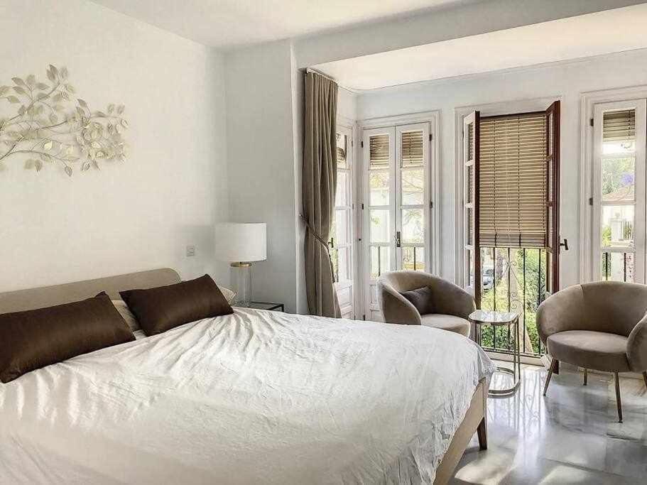 Apartment Townhouse For 7 People With Private Garden 10 Min From Puerto Banus *