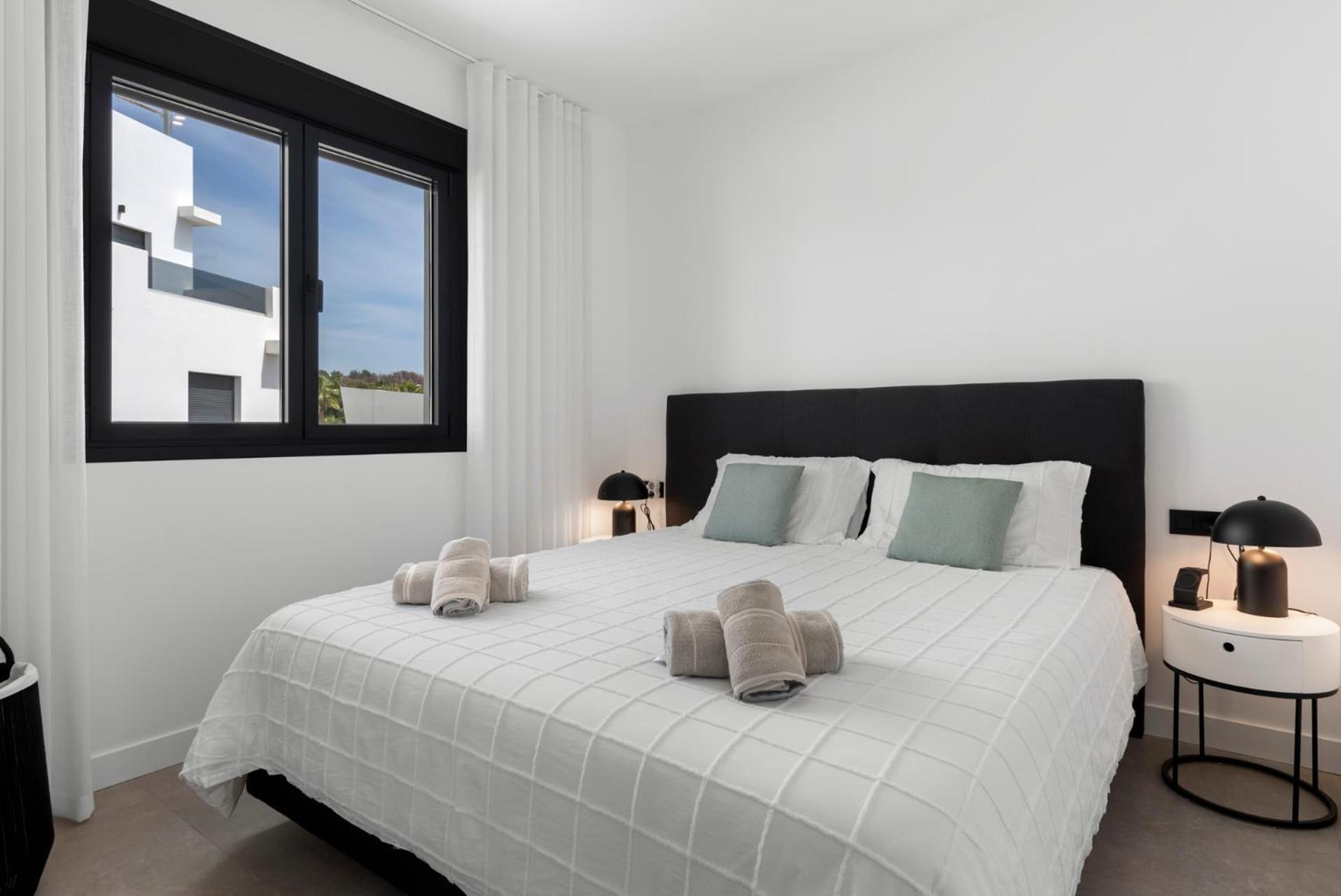 Casa Feliz - Luxury Mirador Apartment Estepona