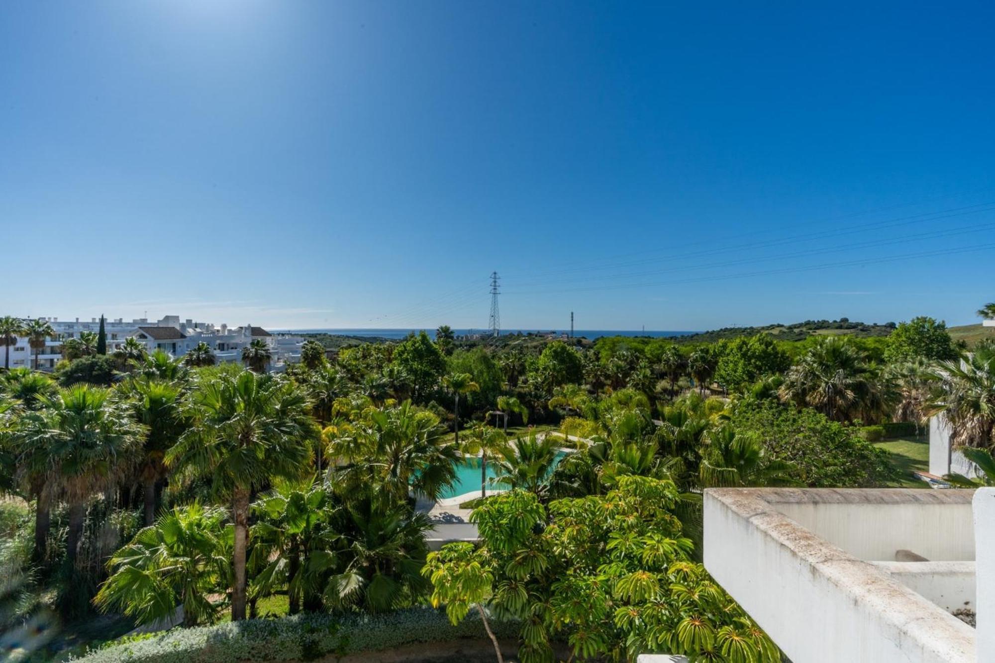 Al-321 Penthouse 3 Bedrooms Alcazaba Lagoon Apartment *