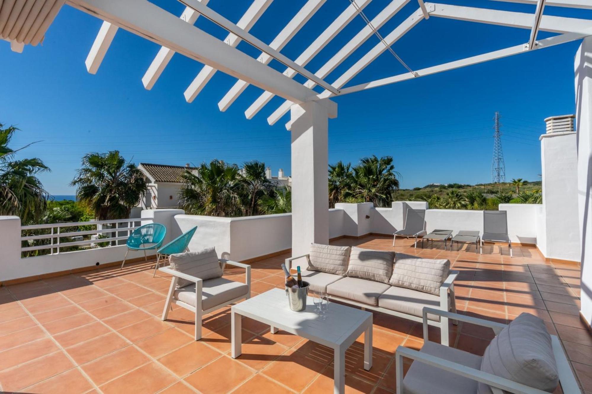 Al-321 Penthouse 3 Bedrooms Alcazaba Lagoon Estepona