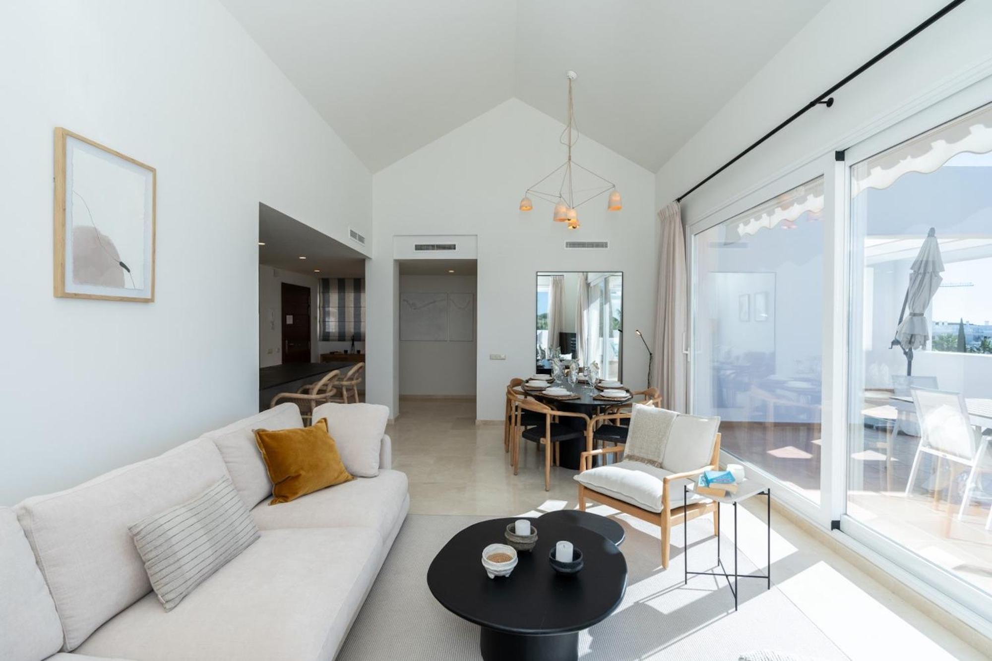 Al-321 Penthouse 3 Bedrooms Alcazaba Lagoon * Estepona