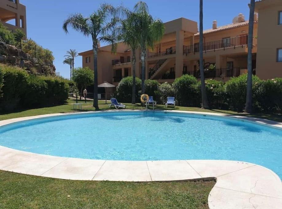 La Resina Golf And Country Club Apartment Estepona