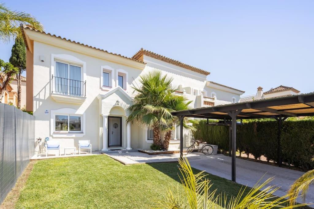Villa Lovely House Near The
