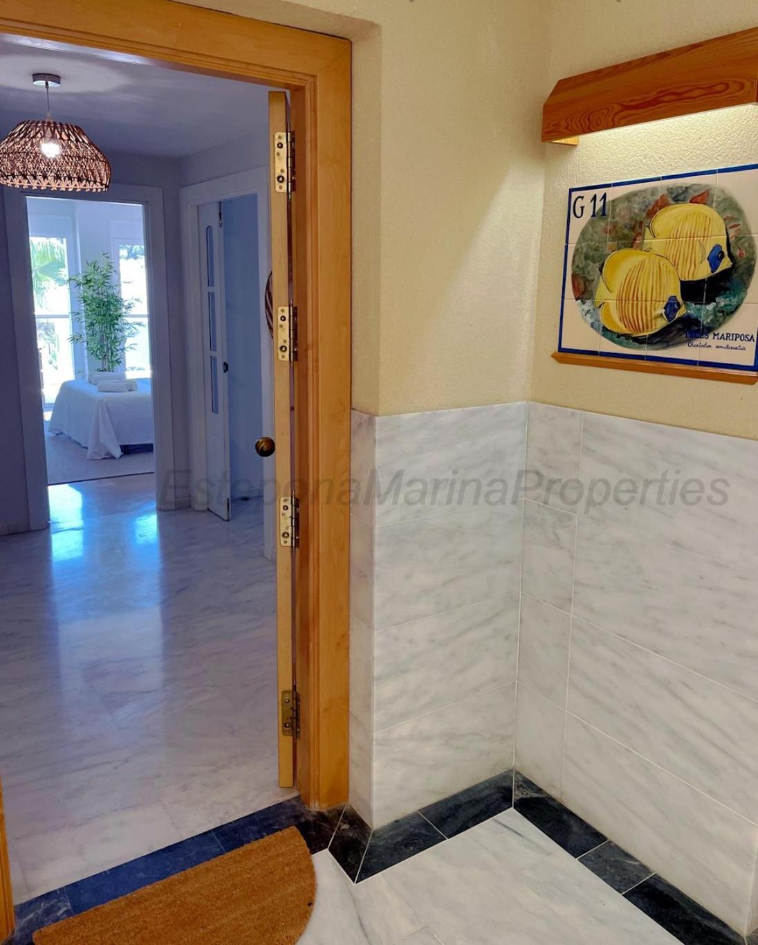 Emp 15, Large Beachside Apartment, El Coral, Apartment