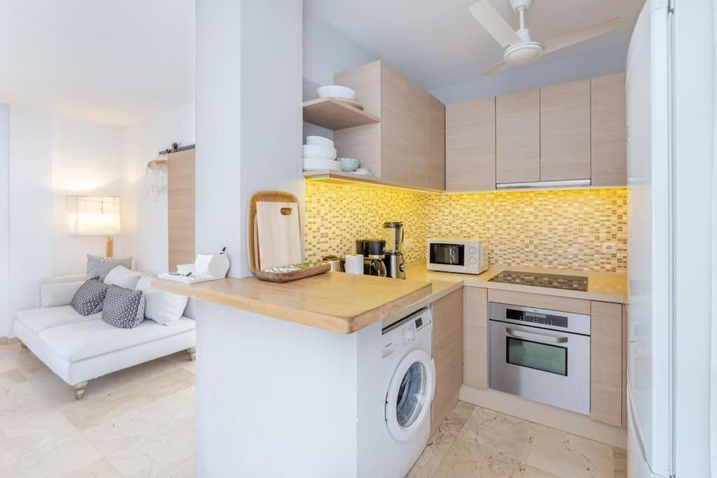 El Paraiso, Lovely Flat Walk To The Rdr388 Estepona