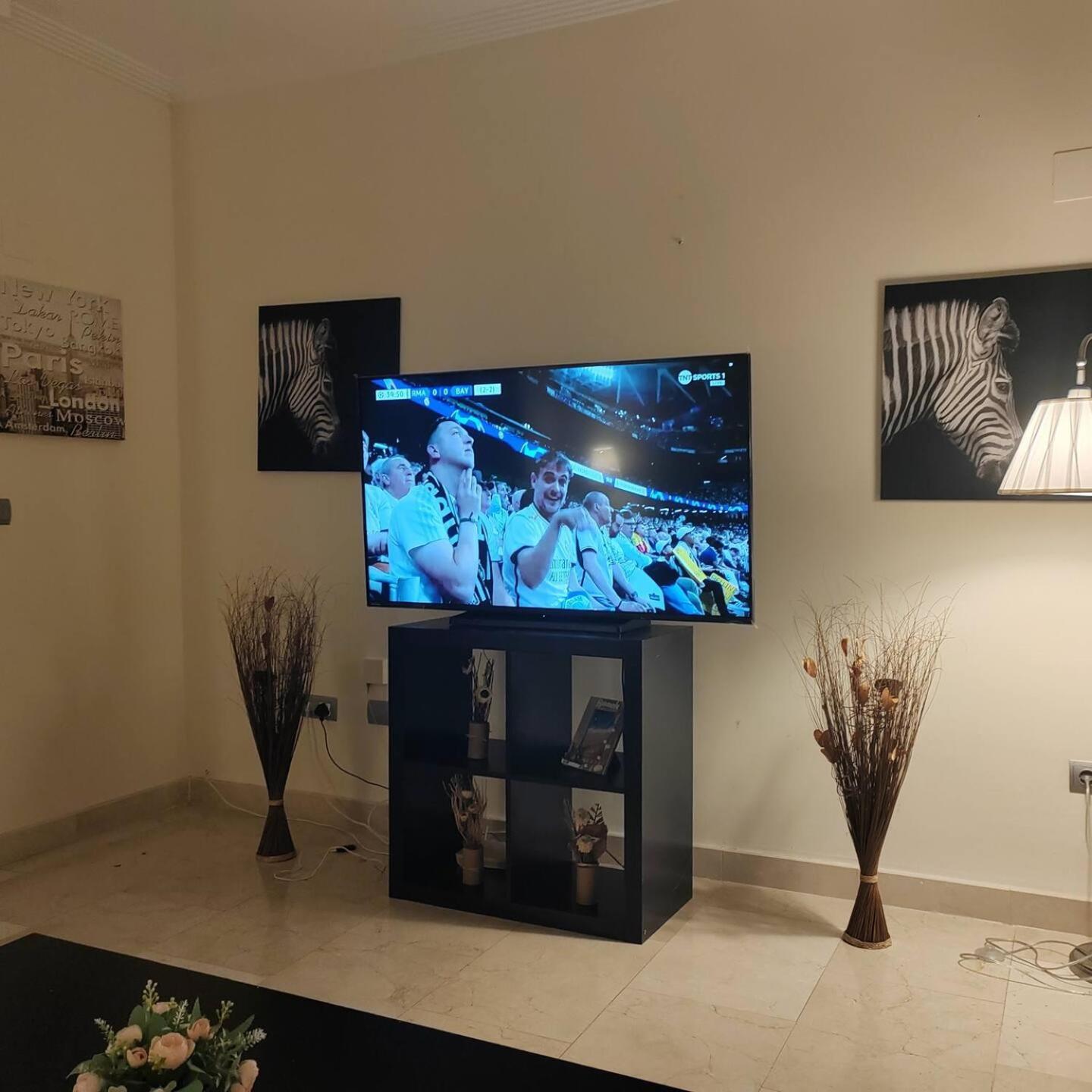 Apartmentsleeps4-golfclub-freeparking-bbq-pool-ac Estepona
