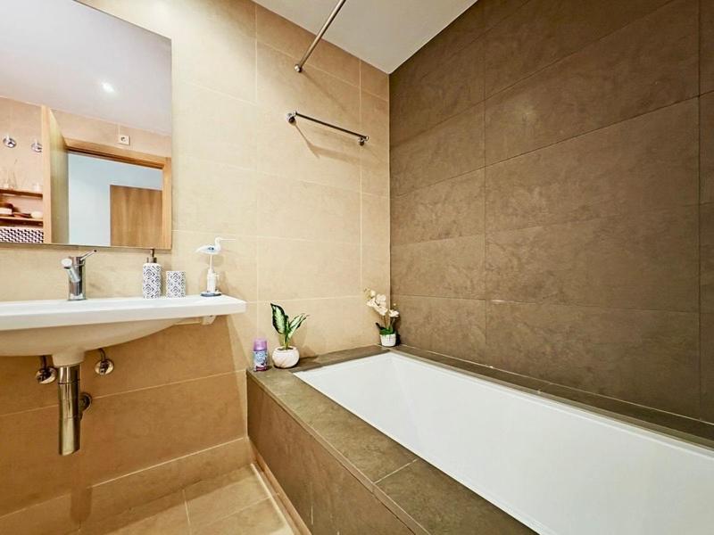 Seaview Penthouse In New Golden Mile Apartment Estepona