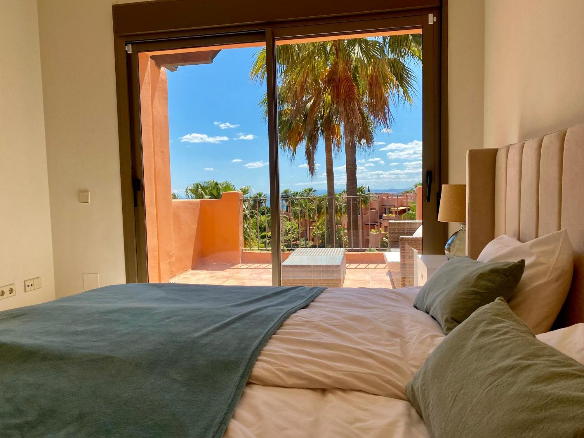 Seaview Penthouse In New Golden Mile Apartment *