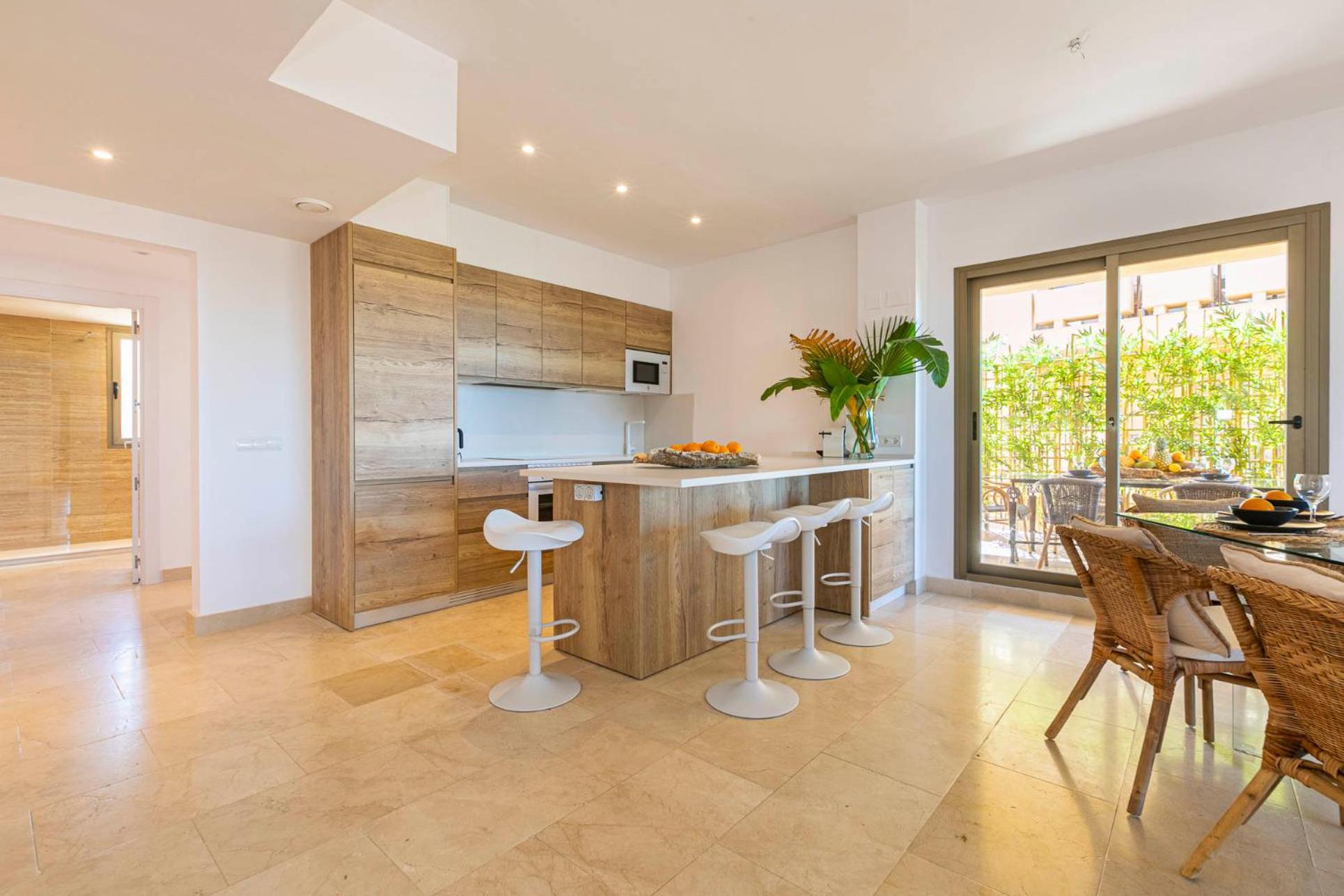 Elegante Piso En Benahavis Con Vista Al Mar Apartment *