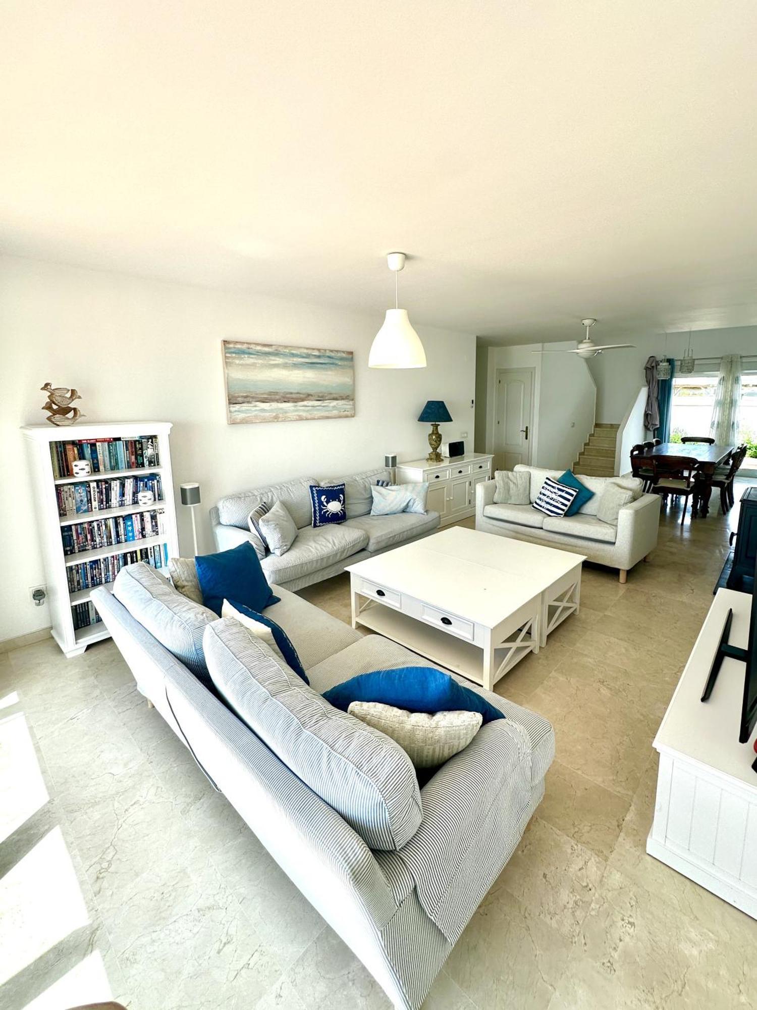 Villa Sea Front *