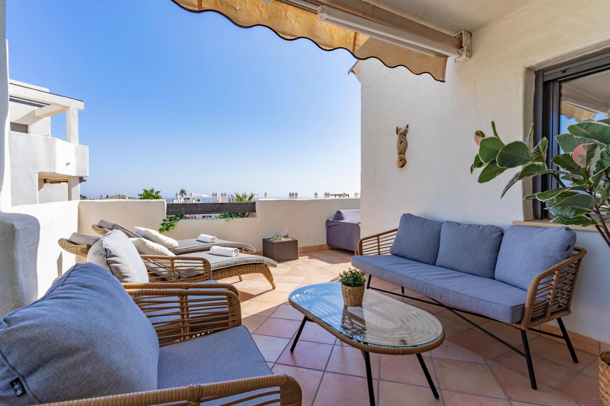 Apartment Geweldig Met Ruim Terras En Zeezicht Estepona